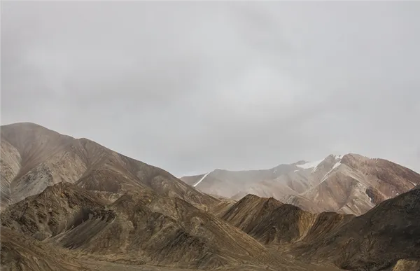 «Страна отсутствующих мужчин»: традиции, обычаи и особенности жизни в Таджикистане (видео)