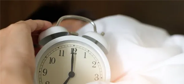 Топ-5 причин раннего пробуждения: как не просыпаться до звонка будильника. 2