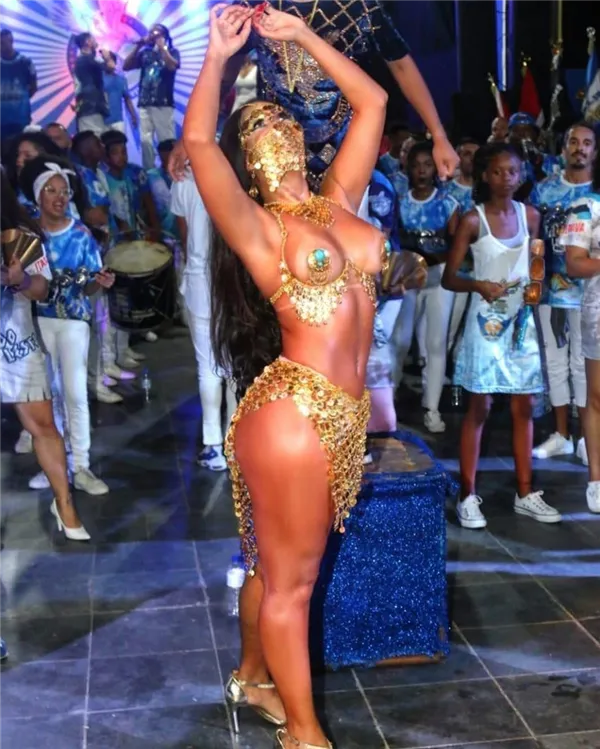 Габриэла Рибейро - известная бразильская танцовщица самбы (фото получено из открытых источников Интернета)