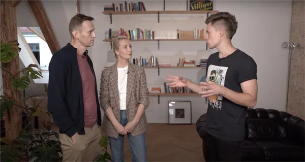 Юрий Дудь берет интервью у Навального