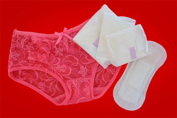 Почему менструальное белье выгоднее и безопаснее тампонов и прокладок: объясняет гинеколог. 3